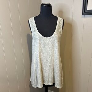 Akemi + Kin Chic Women's Large Gray Tank Top